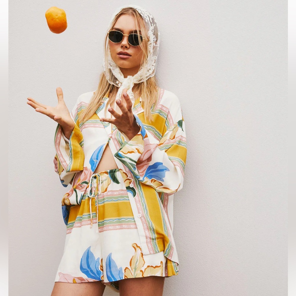 SABO High Waist Floral Shorts in White, Yellow, Blue, Pink